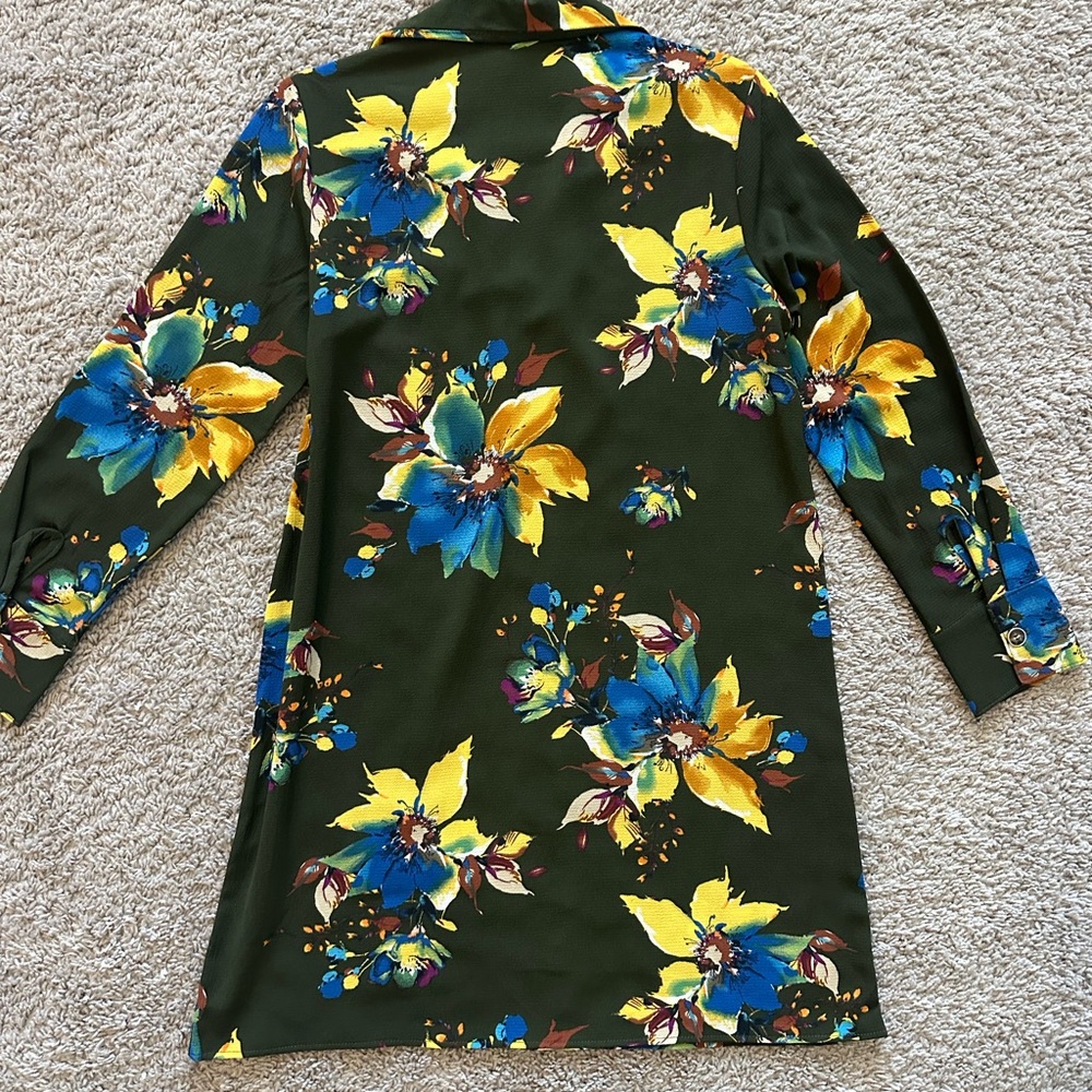 Avita Floral Dress in Green, Yellow, and Blue - Picture 2 of 3